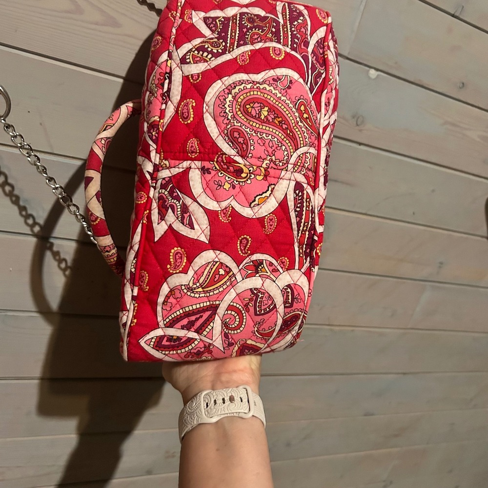 Vera Bradley‎ Shoulder Bag Red Pink Paisley Quilted Chain Strap Purse - Picture 5 of 8